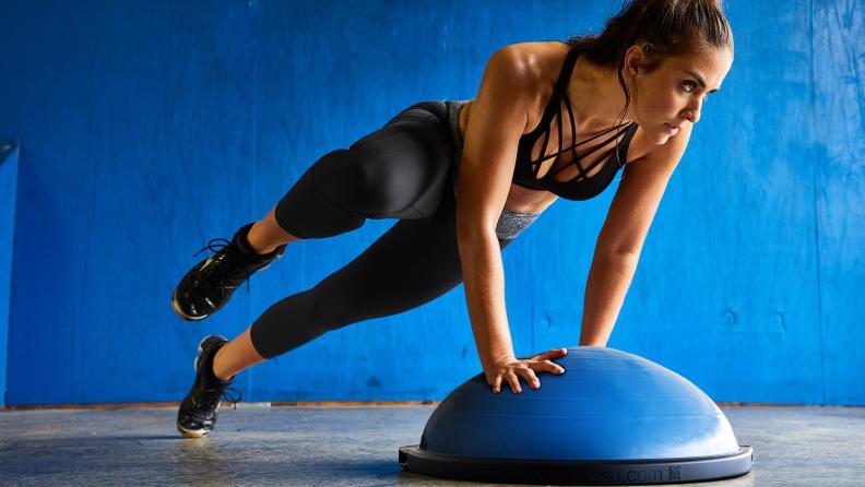 Bosu Pro 65cm mit Pumpe